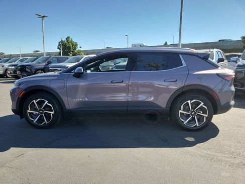 New 2026 Chevrolet Equinox EV LT image 25