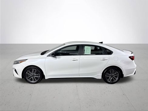 Used 2024 Kia Forte GT-Line image 9