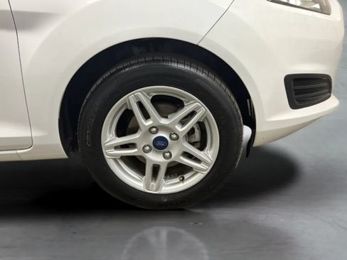 Used 2017 Ford Fiesta SE FWD image 24