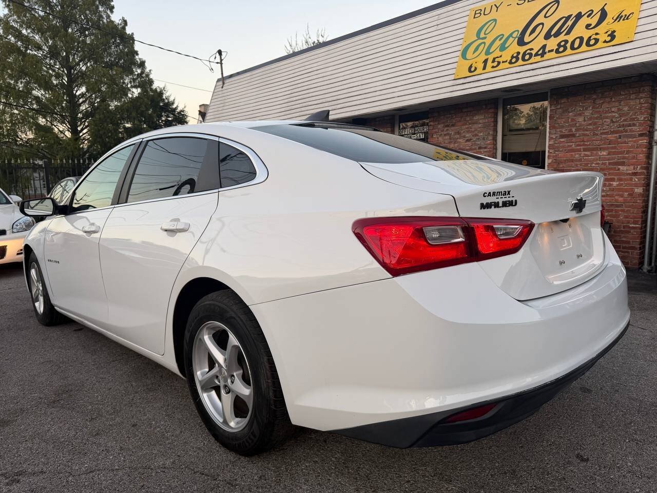 Used 2018 Chevrolet Malibu LS FWD image 13