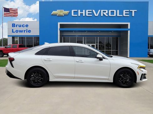 Used 2025 Kia K5 LXS FWD image 6