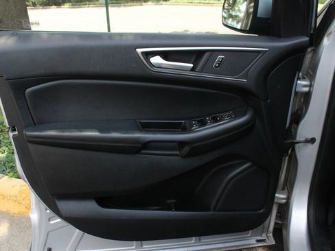 Used 2015 Ford Edge SEL w/ Equipment Group 201A AWD/4WD image 15