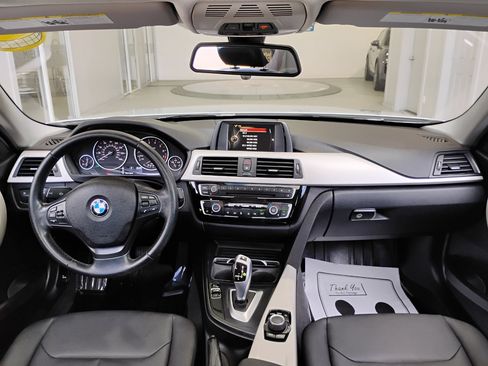 Used 2017 BMW 320i Sedan image 51