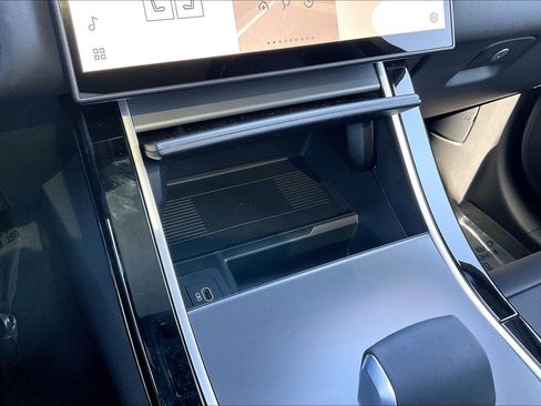 New 2026 Land Rover Range Rover Velar S AWD/4WD image 26