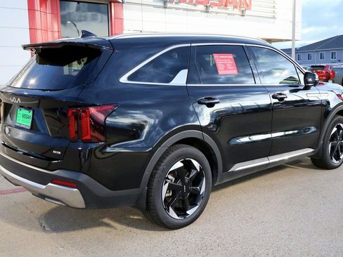 Used 2025 Kia Sorento SX Prestige AWD/4WD image 6