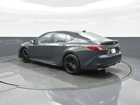 Certified 2025 Toyota Camry SE image 5