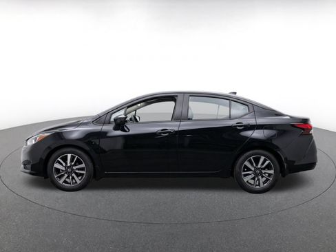 Used 2025 Nissan Versa SV FWD image 4