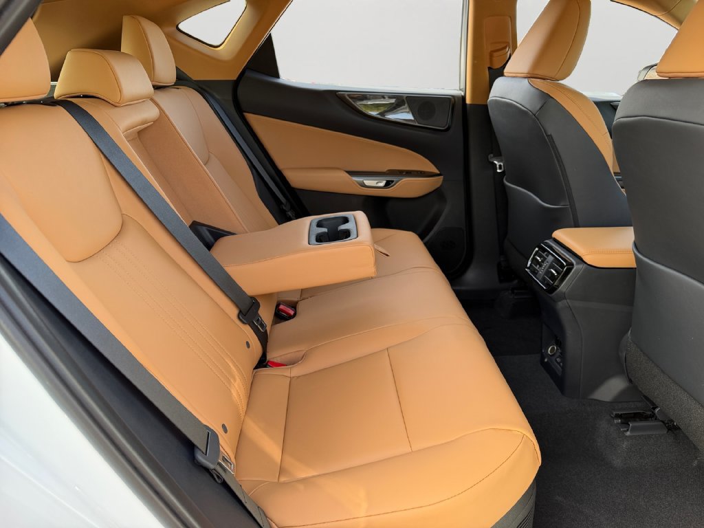 New 2026 Lexus NX 350h AWD w/ Premium Package image 6