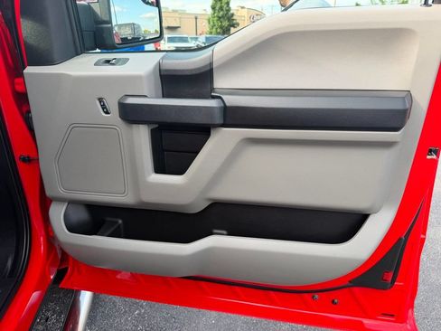 Used 2019 Ford F150 XL w/ Equipment Group 101A Mid AWD/4WD image 16