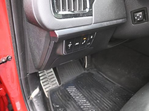 Used 2021 Kia Stinger GT2 image 18