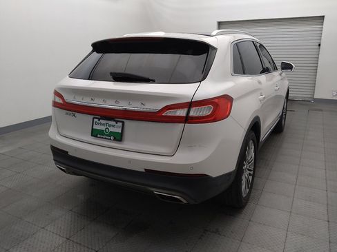 Used 2017 Lincoln MKX Reserve w/ Driver Assistance Package FWD image 7