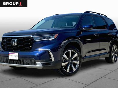 Used 2025 Honda Pilot Touring