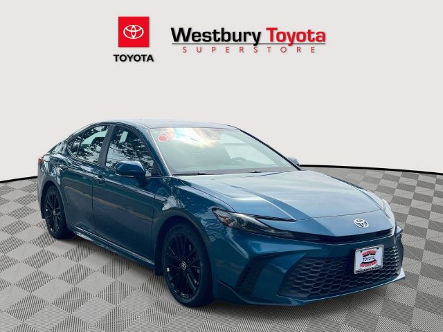 Certified 2025 Toyota Camry SE w/ Convenience Package FWD image 1