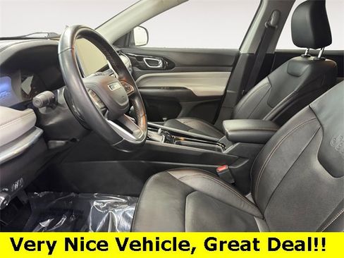 Used 2022 Jeep Compass Limited image 5