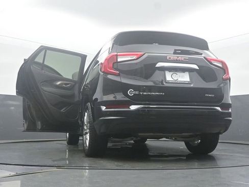 Used 2022 GMC Terrain Denali w/ Denali Premium Package AWD/4WD image 59
