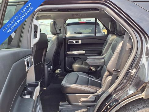 Used 2023 Ford Explorer XLT w/ Equipment Group 202A AWD/4WD image 12