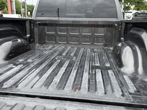 Used 2024 RAM 2500 Laramie AWD/4WD image 32