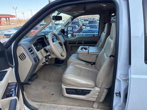 Used 2008 Ford F250 Lariat image 18