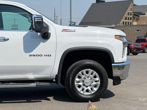 Used 2021 Chevrolet Silverado 3500 LTZ w/ Z71 Off-Road Package AWD/4WD image 10