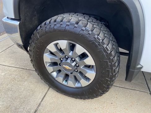 Used 2024 Chevrolet Silverado 2500 LT w/ All Star Edition image 23