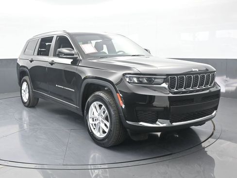 Used 2024 Jeep Grand Cherokee L Laredo image 9