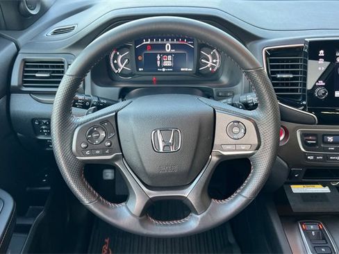 Used 2023 Honda Passport TrailSport image 16