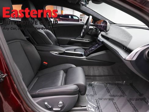 Used 2024 Lucid Air Pure RWD image 23