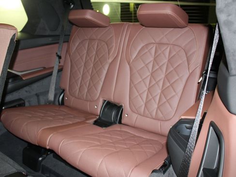 New 2026 BMW X7 xDrive40i w/ M Sport Package image 20