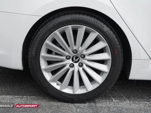 Used 2016 Hyundai Equus Ultimate image 11