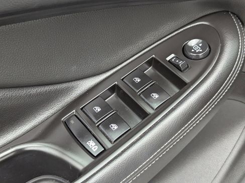 Used 2019 Buick Envision Essence image 21