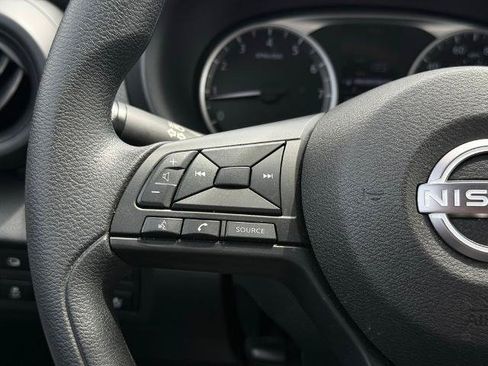 Certified 2025 Nissan Kicks Play S FWD image 22
