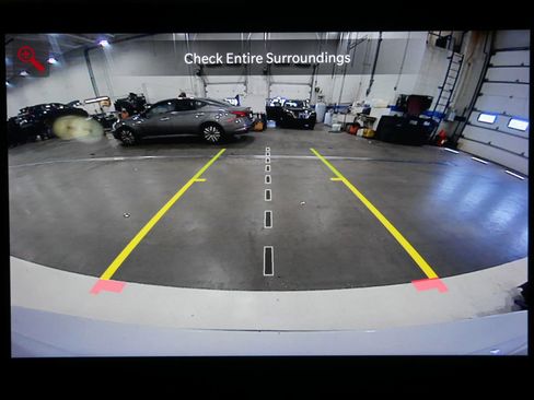 Used 2023 Jeep Grand Cherokee L Limited w/ Black Appearance Package AWD/4WD image 19