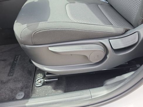 New 2027 Kia Sportage LX FWD image 20