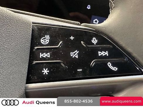 Used 2025 Audi Q5 Premium w/ Convenience Package AWD/4WD image 28