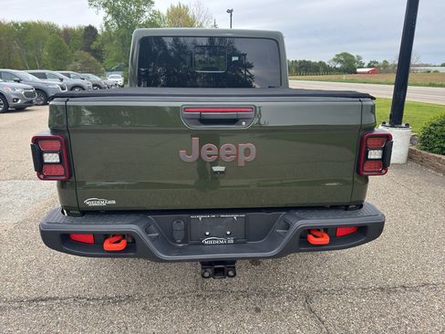 Used 2021 Jeep Gladiator Mojave w/ Dual Top Group AWD/4WD image 15