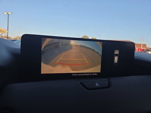 Used 2025 MAZDA CX-70 3.3 Turbo w/ Preferred Package image 13