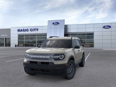 New 2025 Ford Bronco Sport Big Bend AWD/4WD image 2