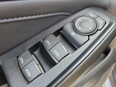 Used 2023 Chevrolet Traverse LT AWD/4WD image 20