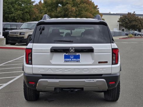 New 2026 Honda Passport TrailSport Elite image 5