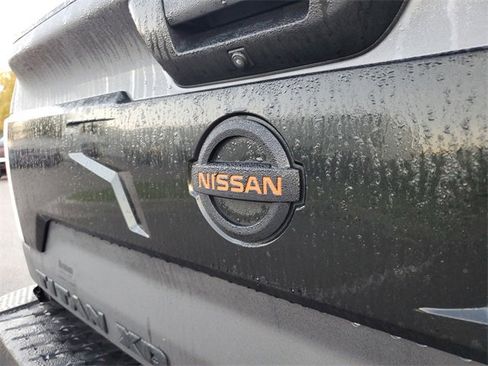 Used 2020 Nissan Titan PRO-4X image 6
