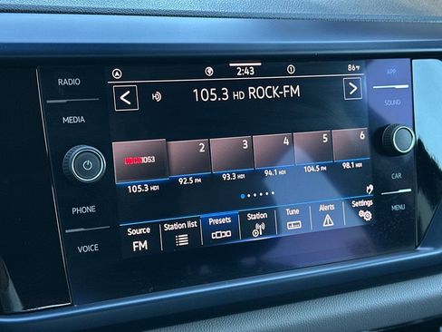 Used 2022 Volkswagen Taos SE w/ IQ.Drive SE Package image 18