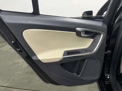 Used 2015 Volvo S60 T5 Premier Plus image 15