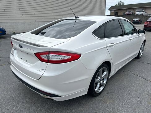 Used 2013 Ford Fusion SE FWD image 6