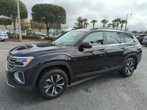 New 2026 Volkswagen Atlas SE image 14