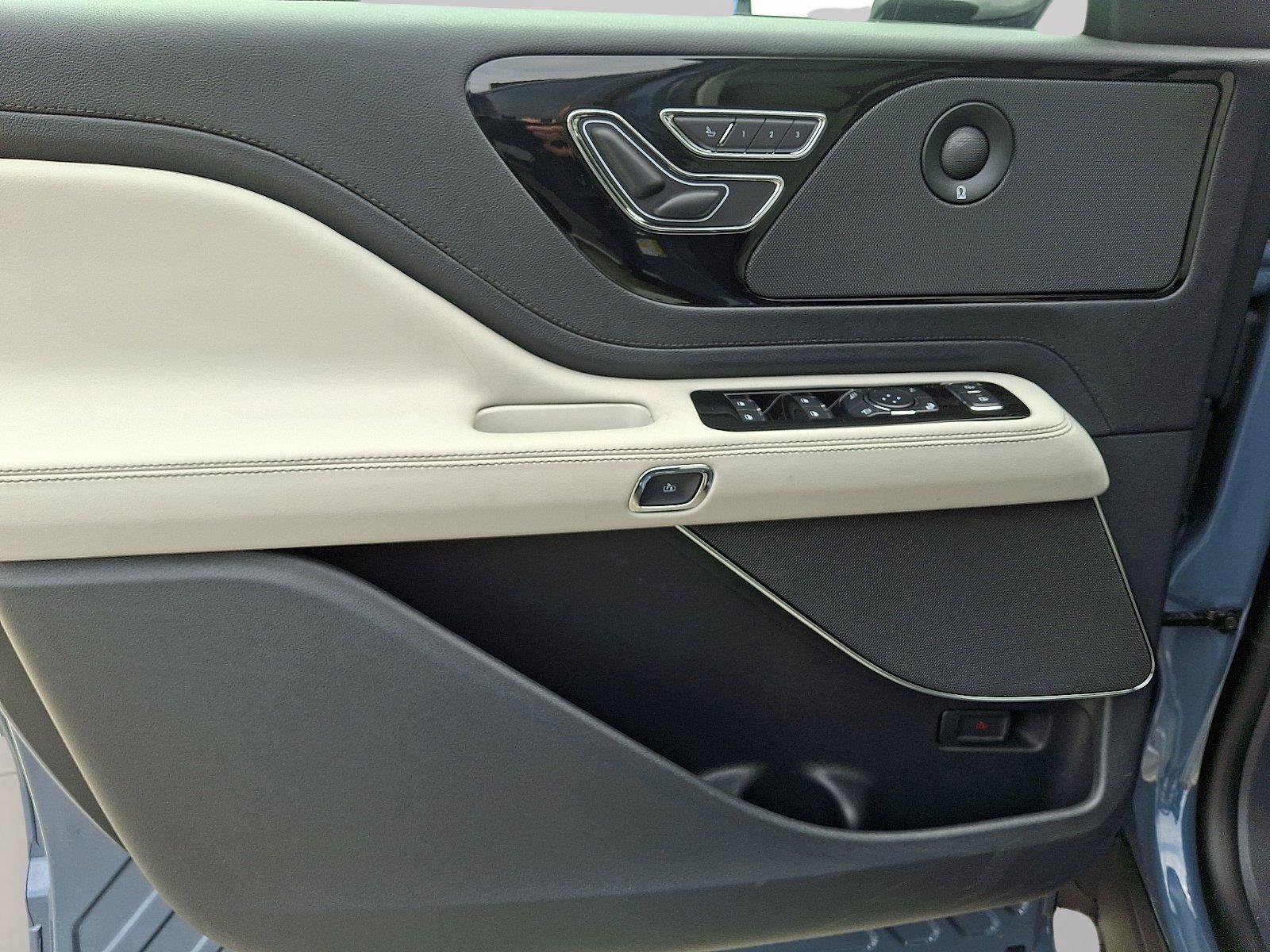 New 2026 Lincoln Aviator Reserve AWD/4WD image 9
