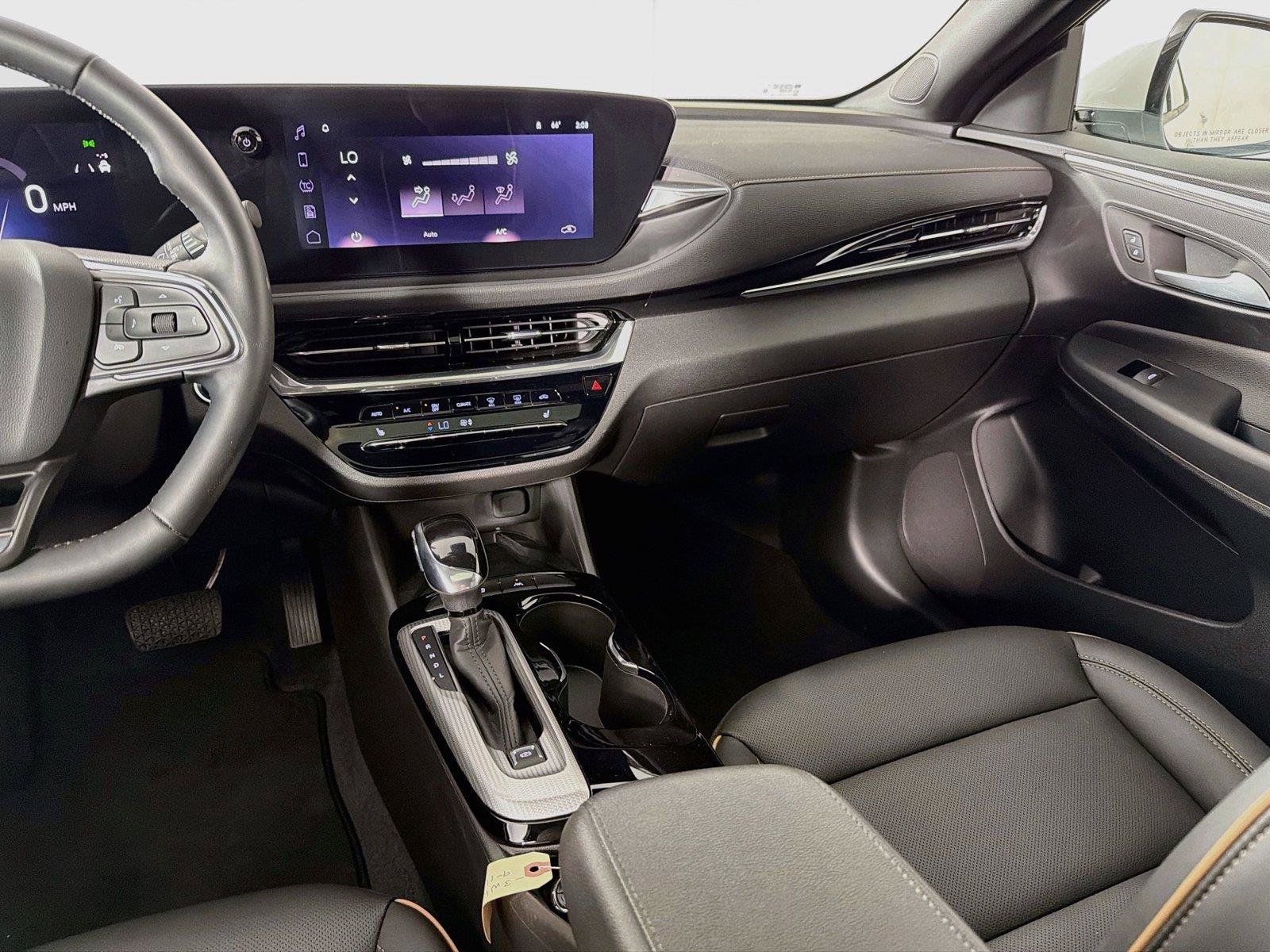 Used 2026 Buick Envista Avenir FWD image 27