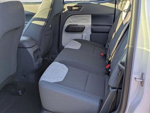 New 2025 Ford Maverick XLT image 14