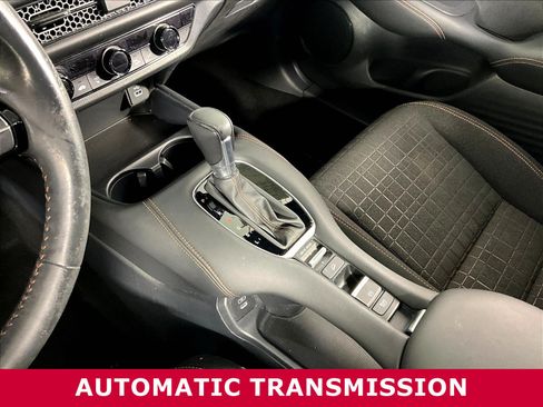 Used 2024 Honda HR-V Sport image 16