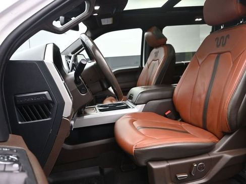 Used 2022 Ford F250 King Ranch w/ King Ranch Ultimate Package image 9