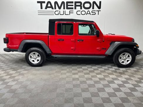 Used 2020 Jeep Gladiator Sport w/ Quick Order Package 24S AWD/4WD image 14
